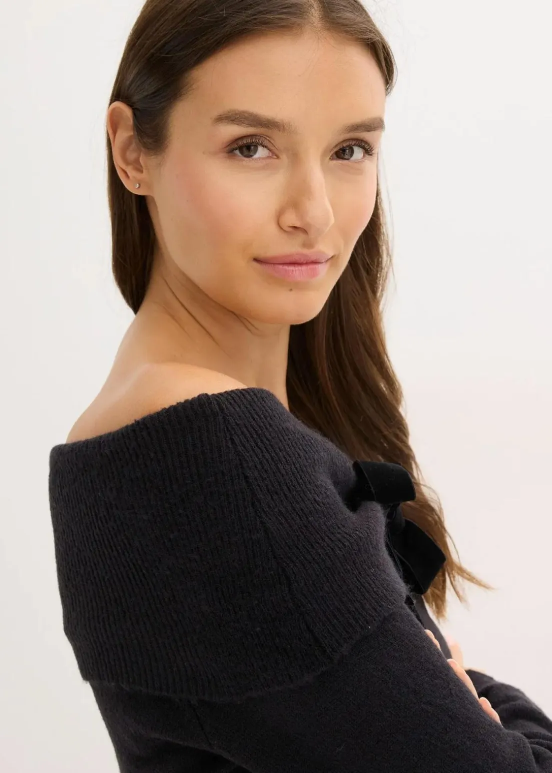 Oversize Pullover mit Camrenausschnitt