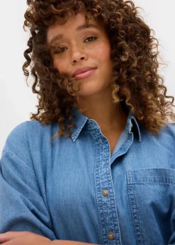 Oversized Jeanshemd aus Bio-Baumwolle