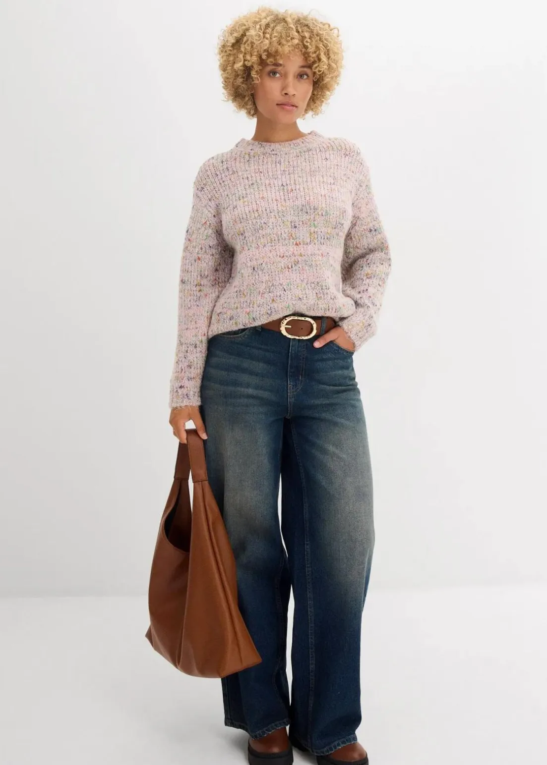 Oversize-Pullover aus Noppengarn