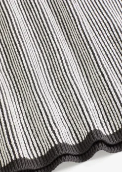 Oversize-Pullover mit Stehkragen