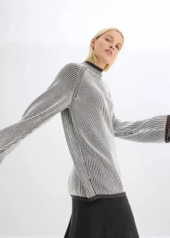 Oversize-Pullover mit Stehkragen