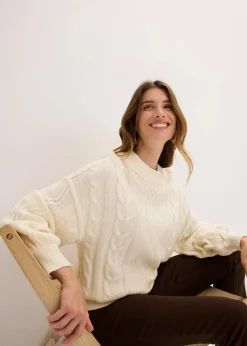 Oversize-Pullover mit Zopfmuster