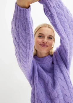 Oversize-Pullover mit Zopfmuster