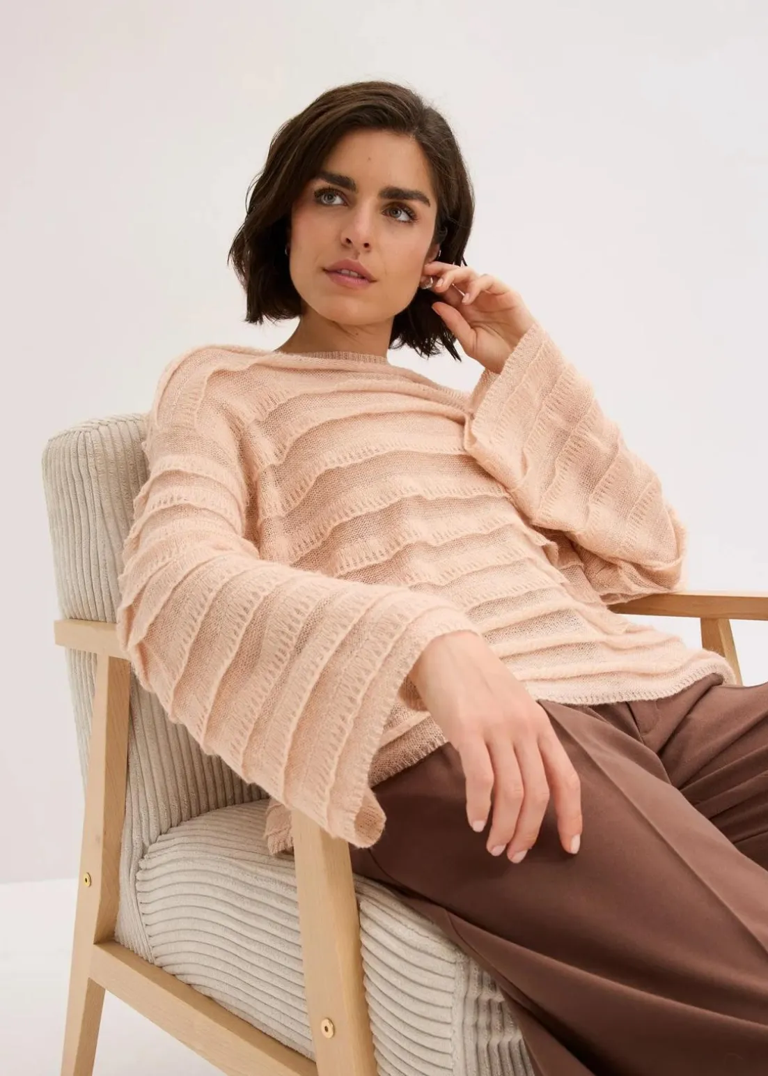 Oversize-Pullover, semi-transparent