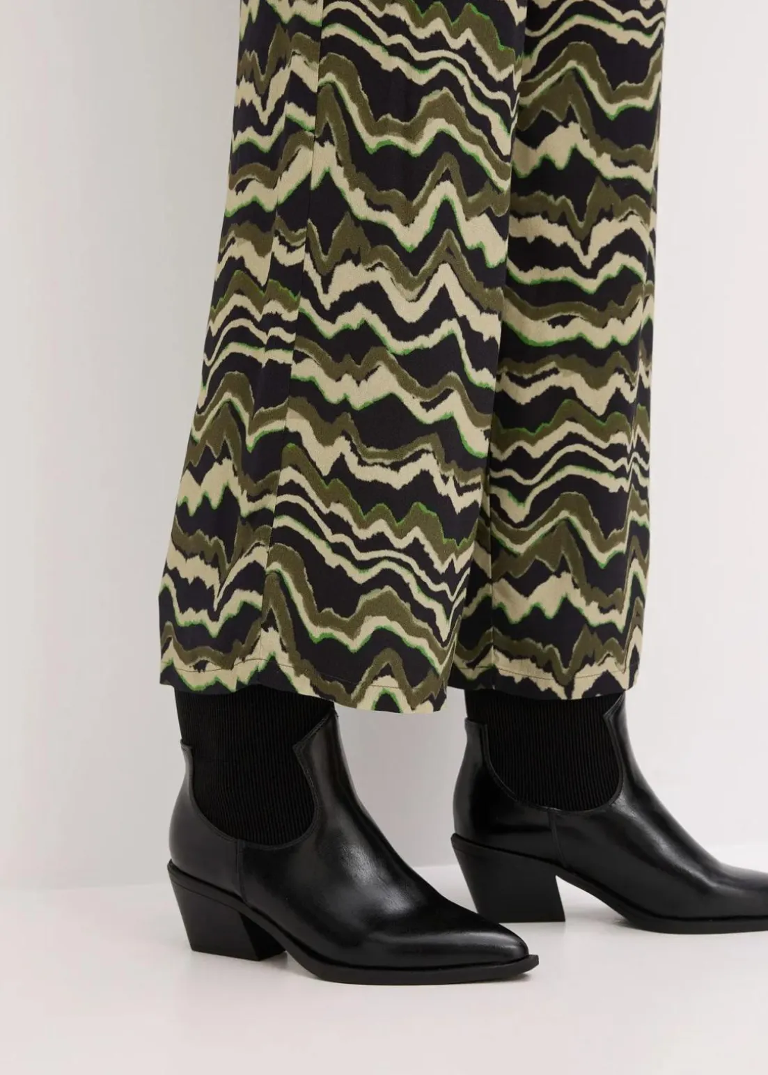 Palazzo-Hose aus leichtem Viskose-Crêpe