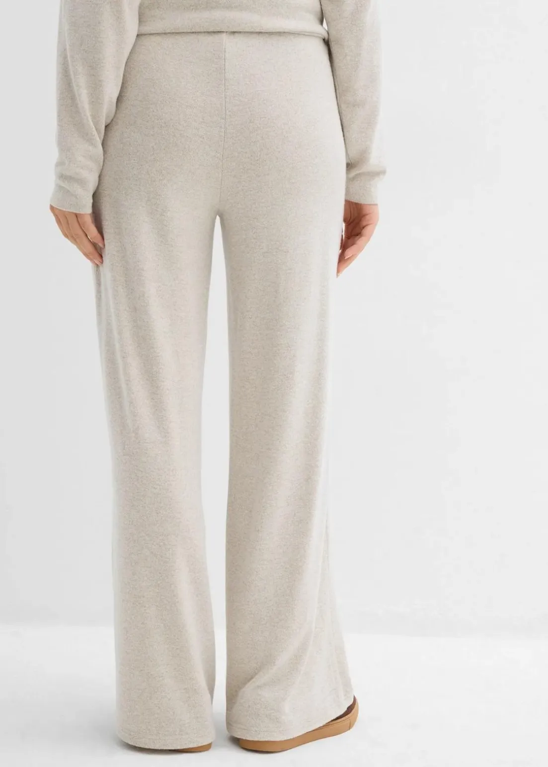 Palazzo-Hose in Strickoptik