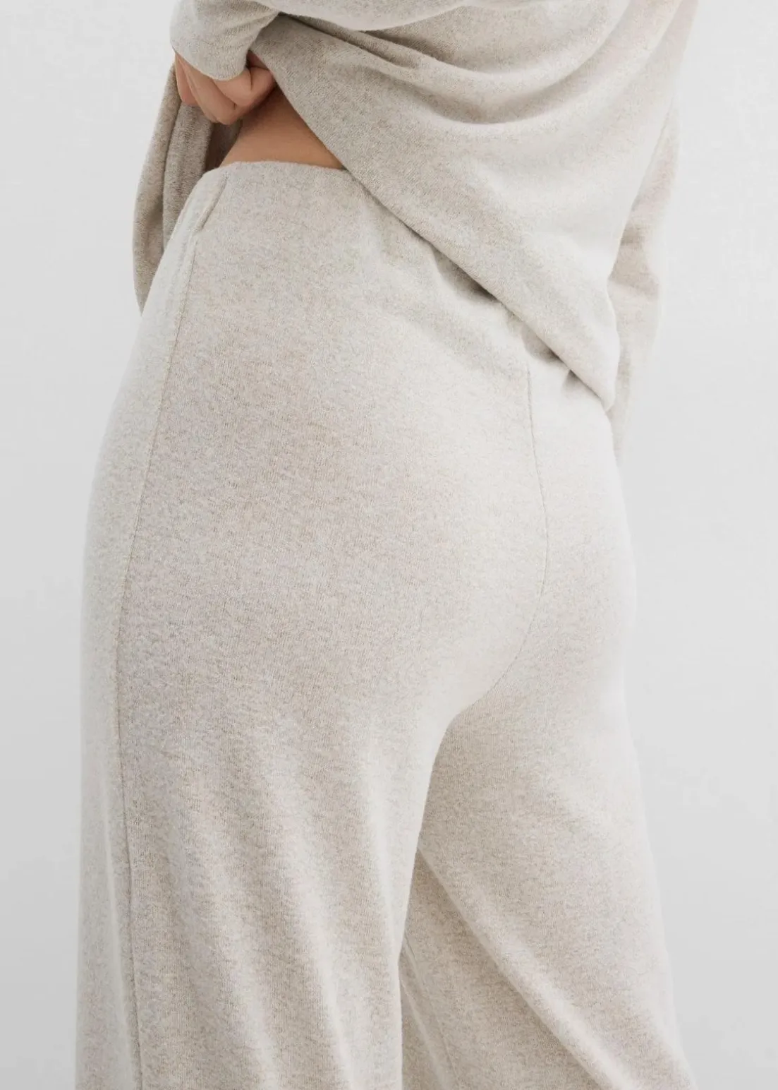 Palazzo-Hose in Strickoptik