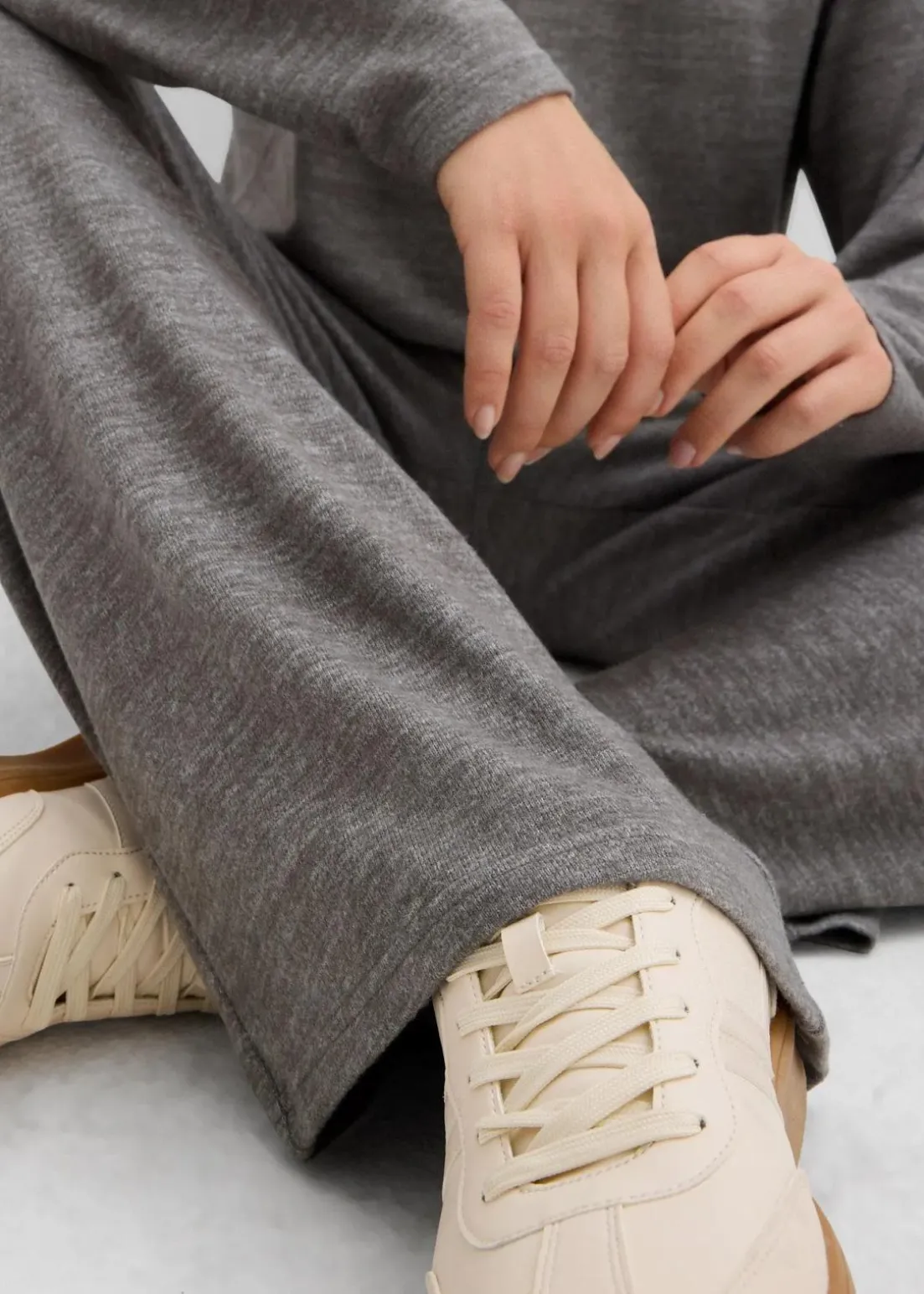 Palazzo-Hose in Strickoptik