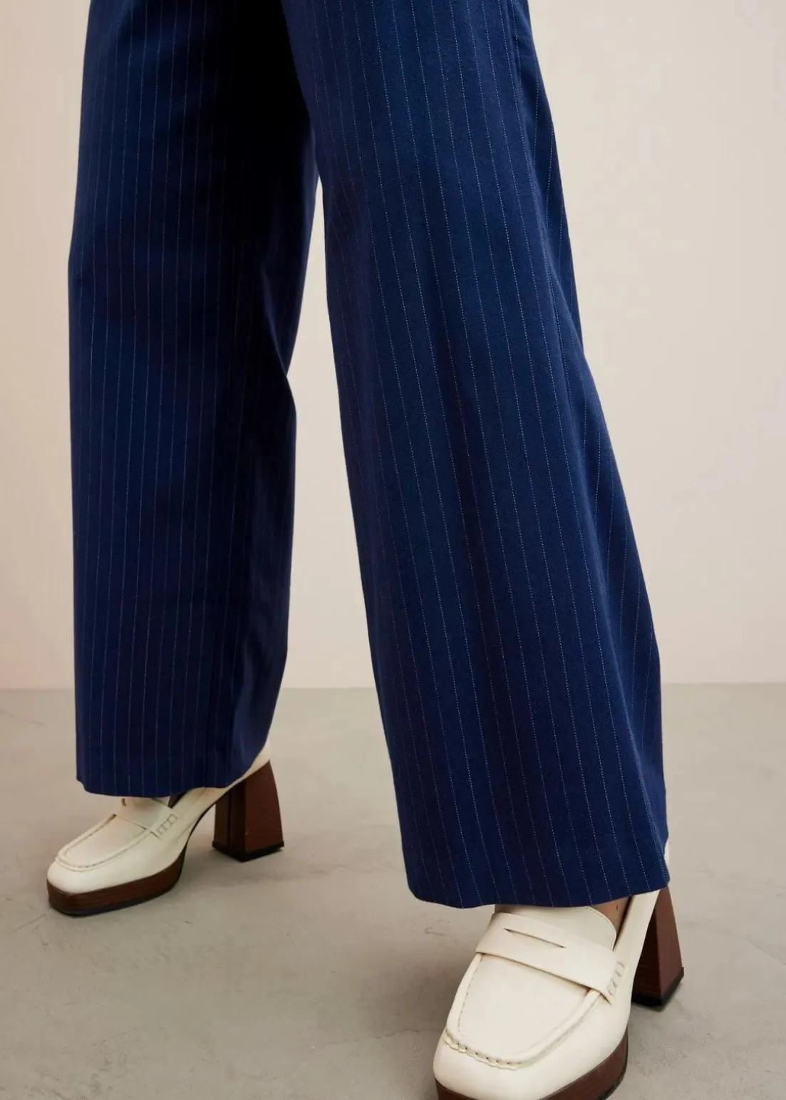 Palazzo-Hose in Wolloptik