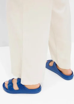 Pantoletten aus wasserabweisendem Material