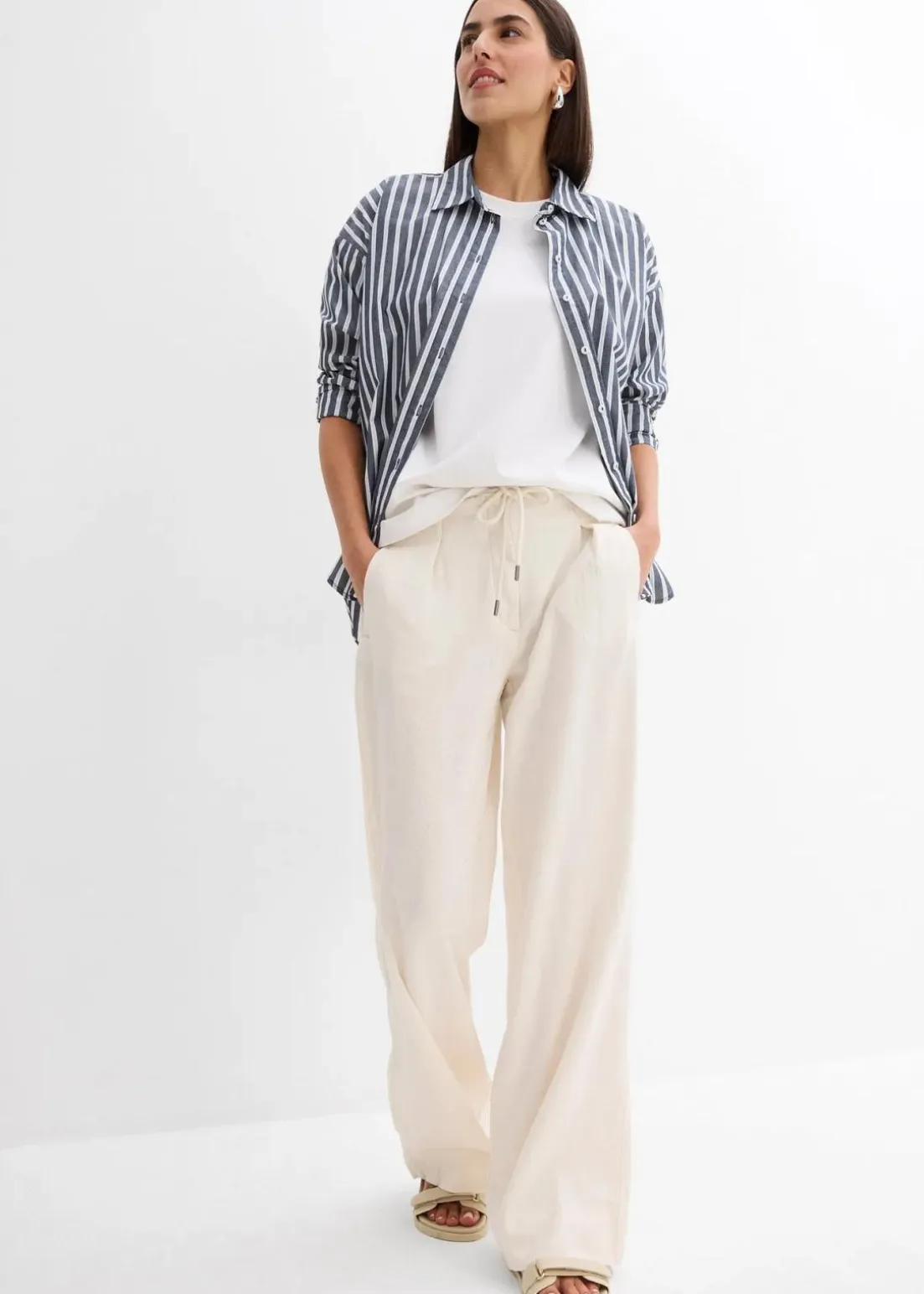 Paperbag-Hose aus luftigem Leinen-Mix