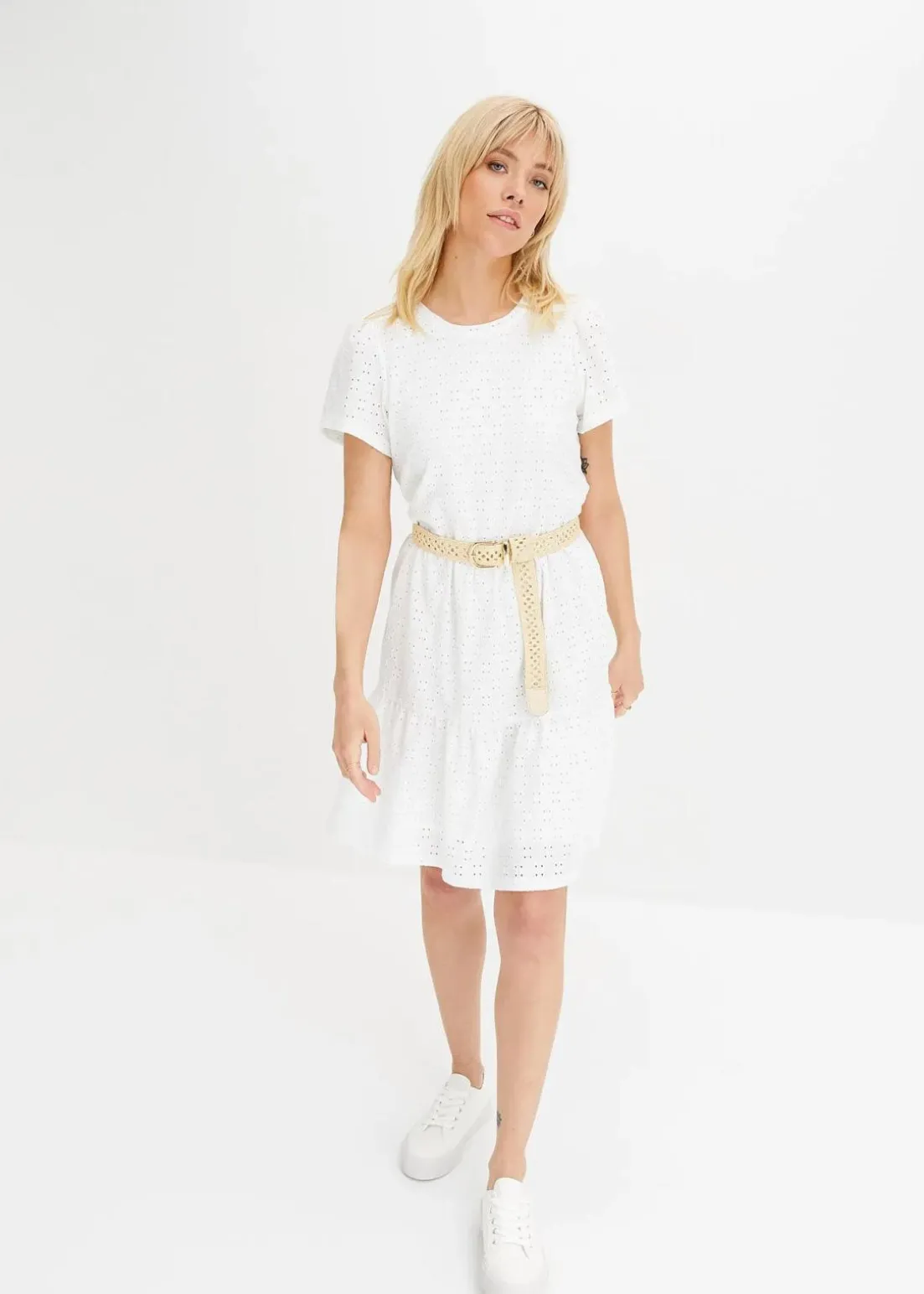 Polokleid mit Lochstickerei