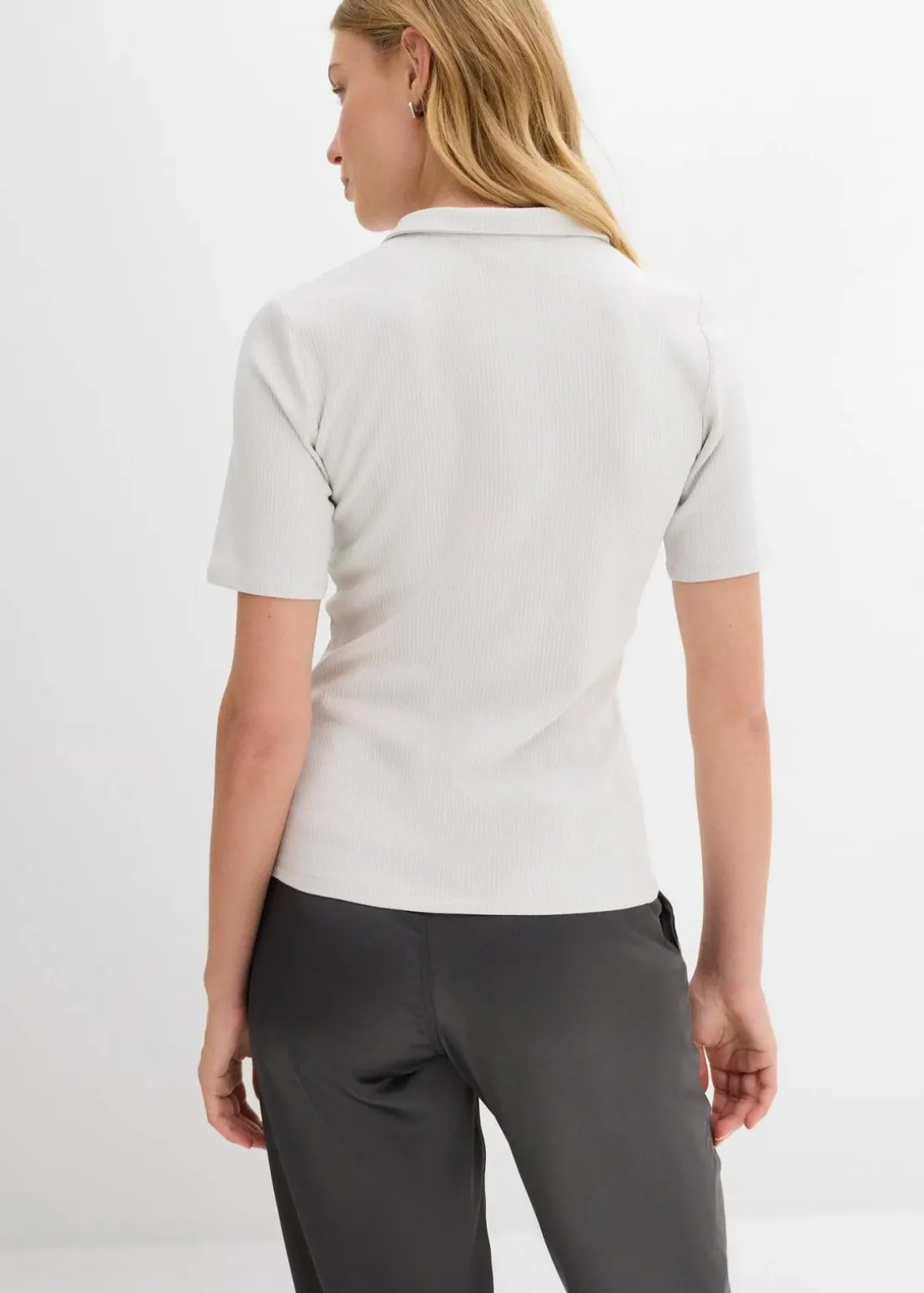 Poloshirt aus Viskose-Mix