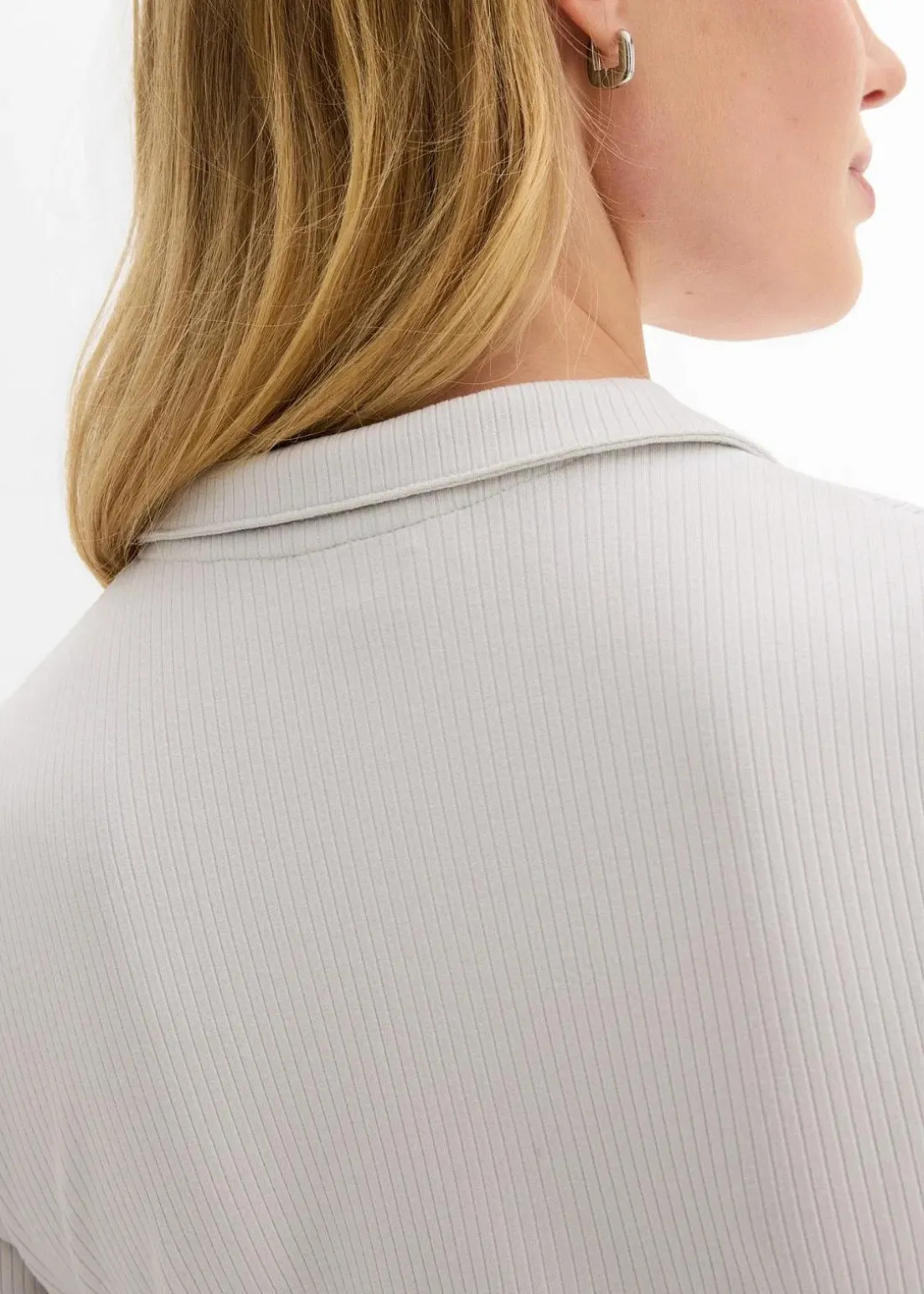 Poloshirt aus Viskose-Mix