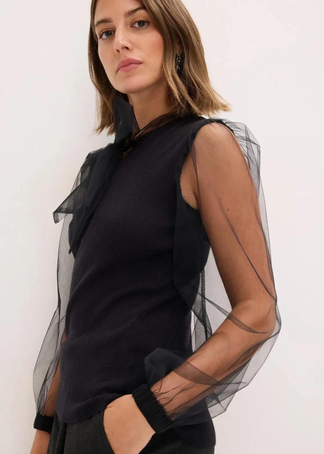 Pullover aus fließendem Viskose-Mix