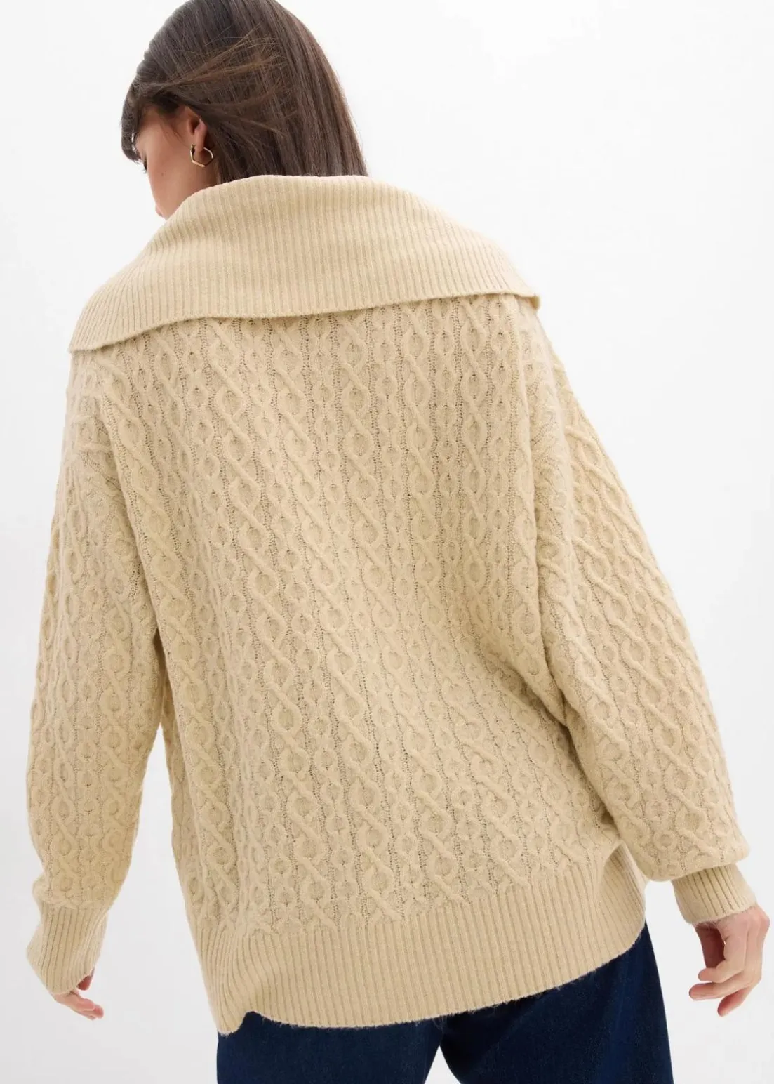 Pullover mit Zopfmuster