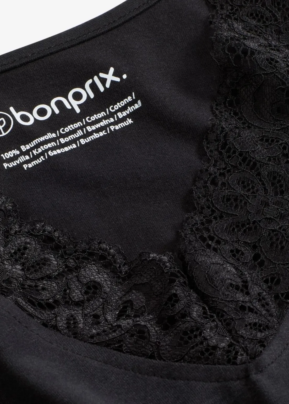 Pyjama mit zarter Spitze