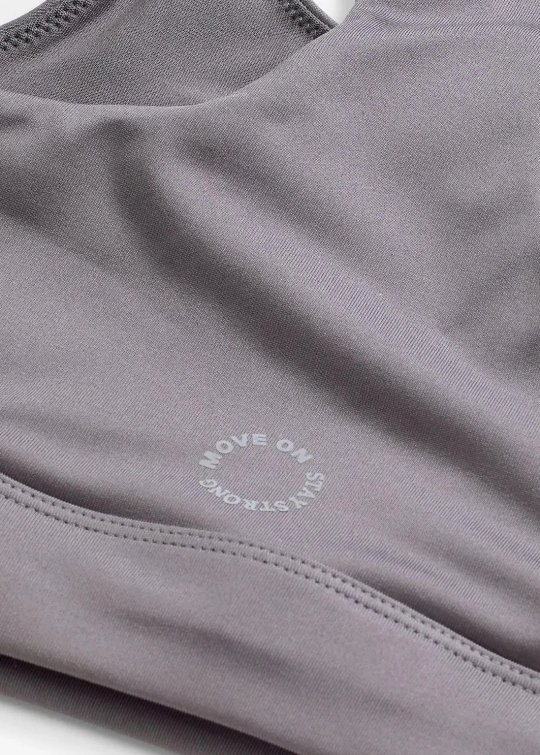 Racerback Sport-BH mit leichtem Halt