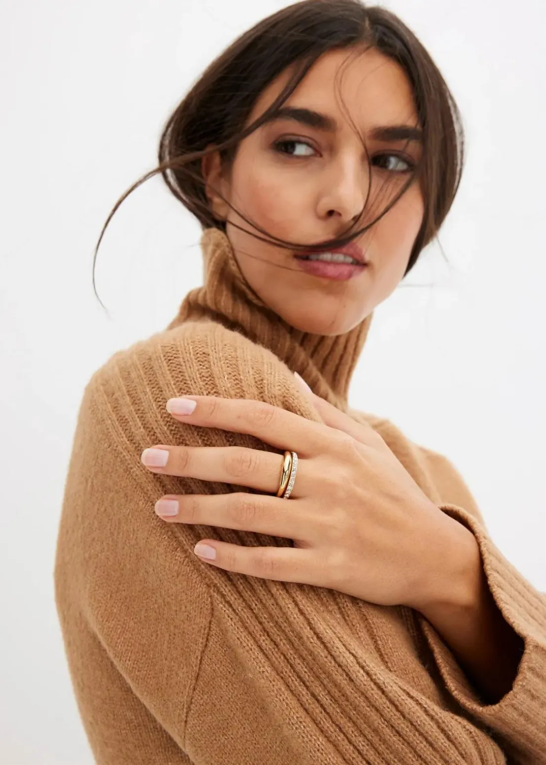 Ringe veredelt mit Glaskristallsteinen (2er Pack)