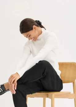 Ripp-Pullover aus fließendem Viskose-Mix