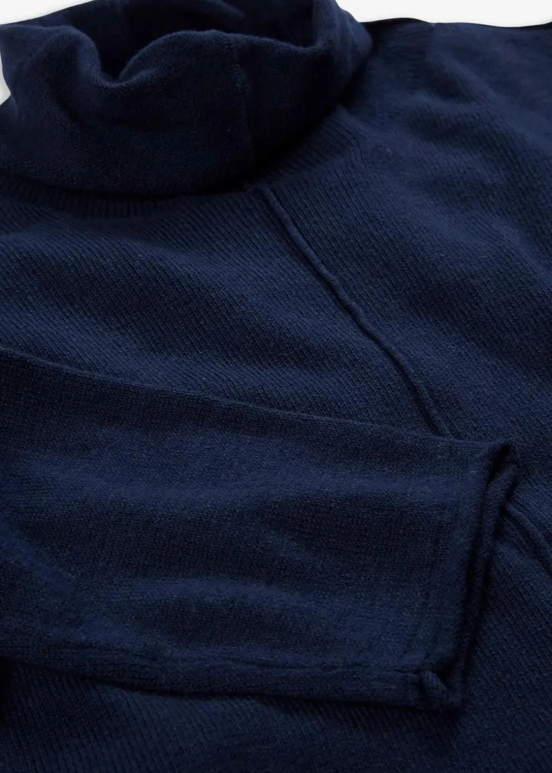 Rollkragenpullover aus weichem Kaschmir-Mix