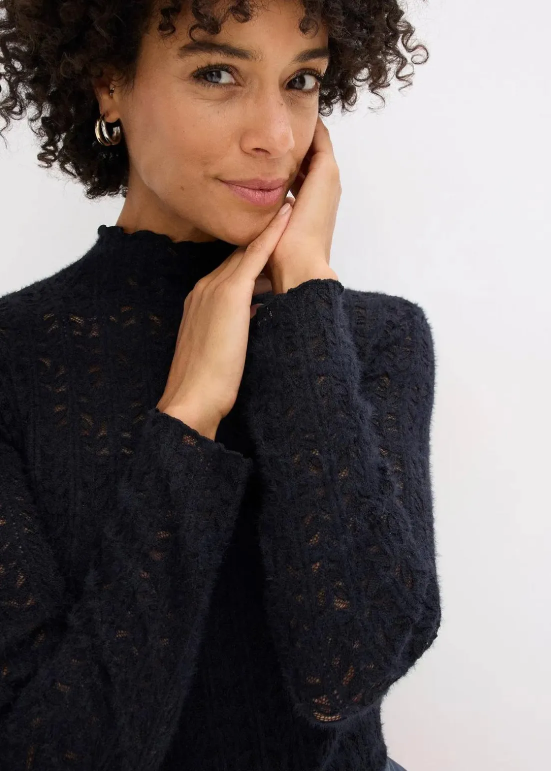 Rollkragenshirt aus Spitze