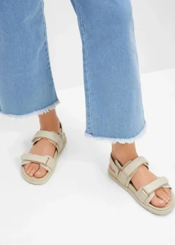 Sandalen mit leicht geformtem Fußbett