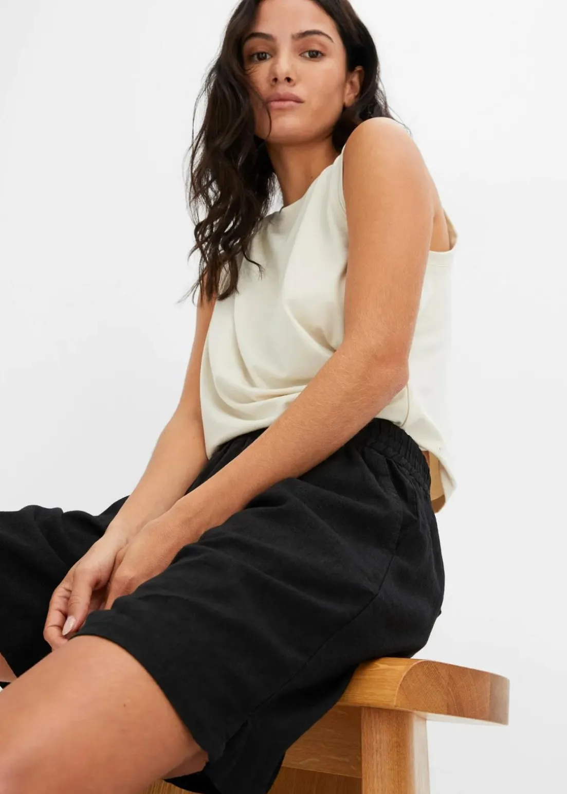 Schlupf-Bermuda aus luftigem Leinen-Mix