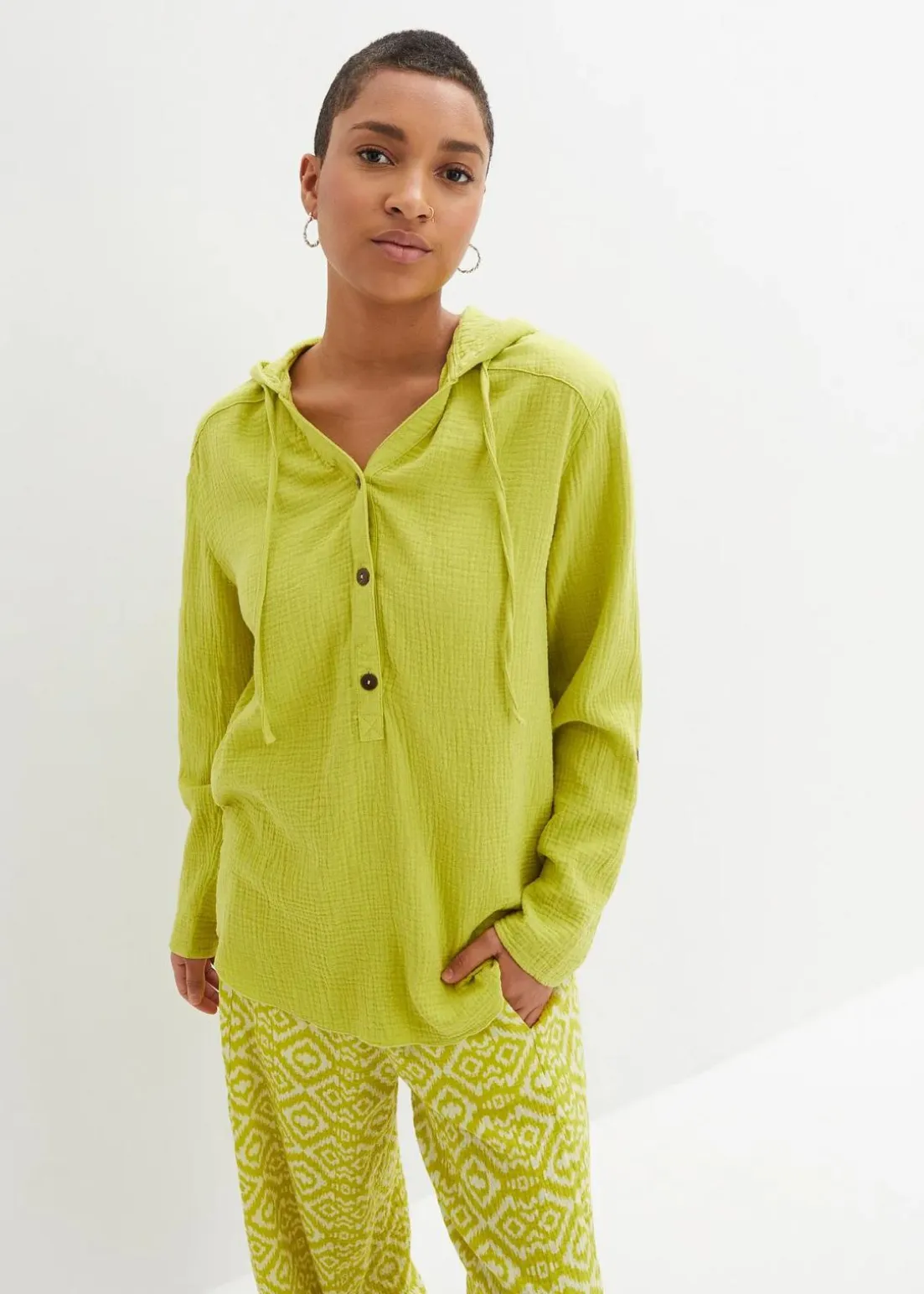 Schlupfbluse aus luftigem Musselin