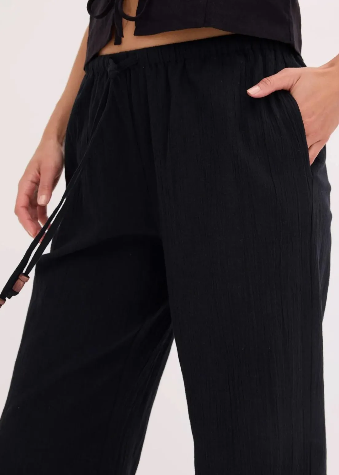 Schlupfhose aus strukturiertem Crinkle