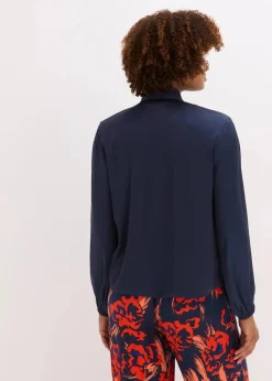 Schluppenbluse aus fließendem Satin