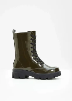 Schnürboots in Lack-Optik