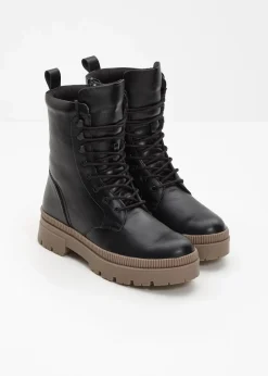 Schnürboots mit Profilsohle