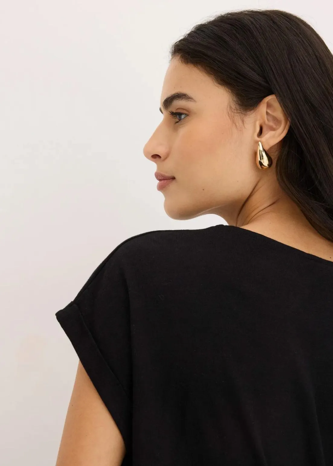 Shirt aus Baumwolle mit Nietenapplikation