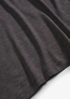 Shirt in asymmetrischer Länge