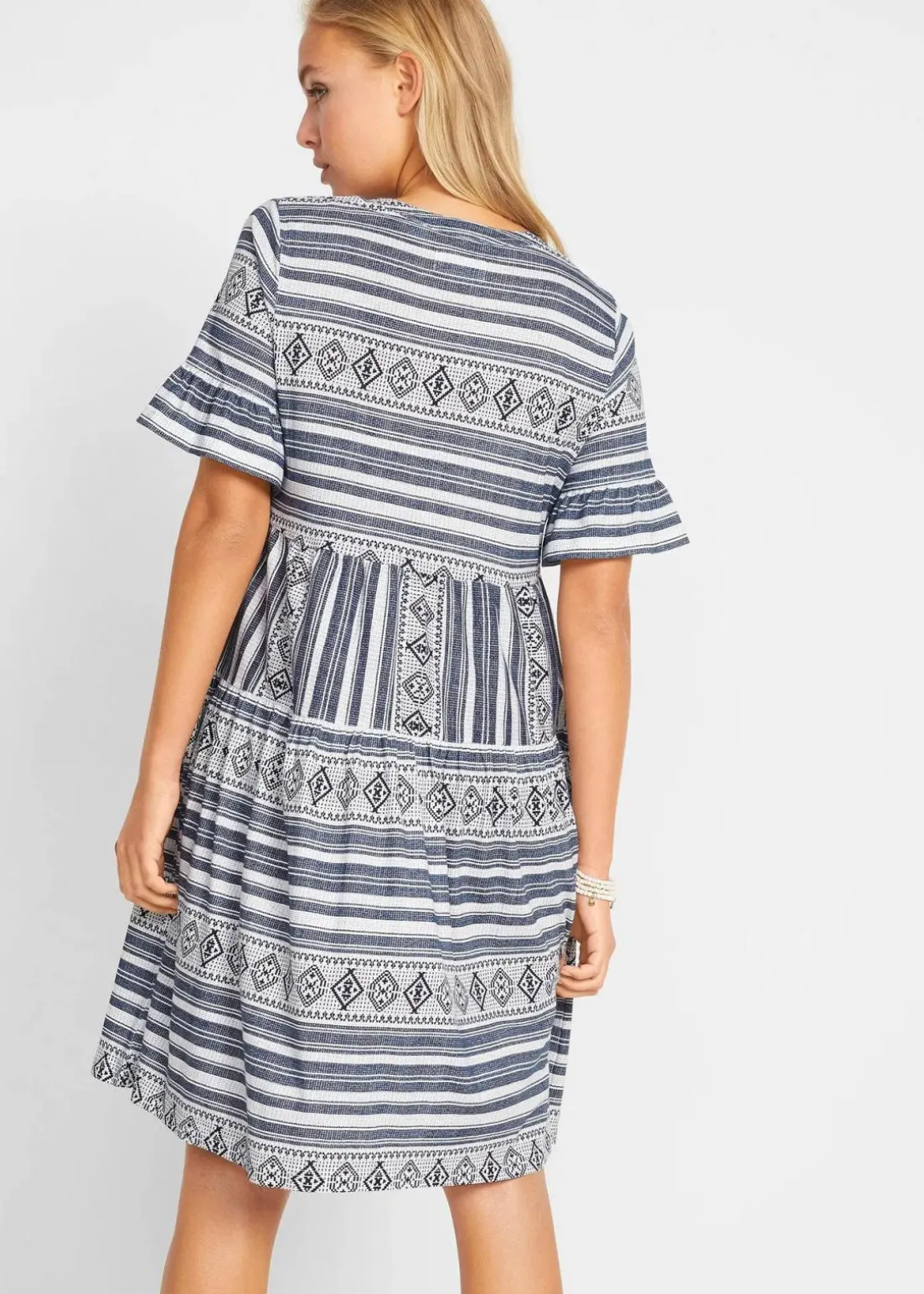 Shirtkleid aus fließendem Viskose-Mix