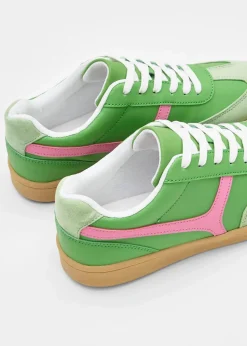 Sneaker im Retrolook