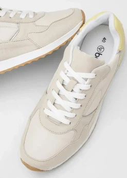 Sneaker im Retrolook