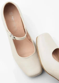 Spangenpumps mit Blockabsatz