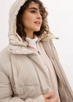 Steppmantel mit Teddyfutter in der Kapuze