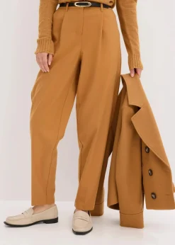 Stoffhose im Barrelfit