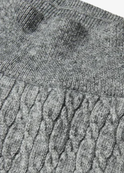 Strickhose mit Zopfmuster