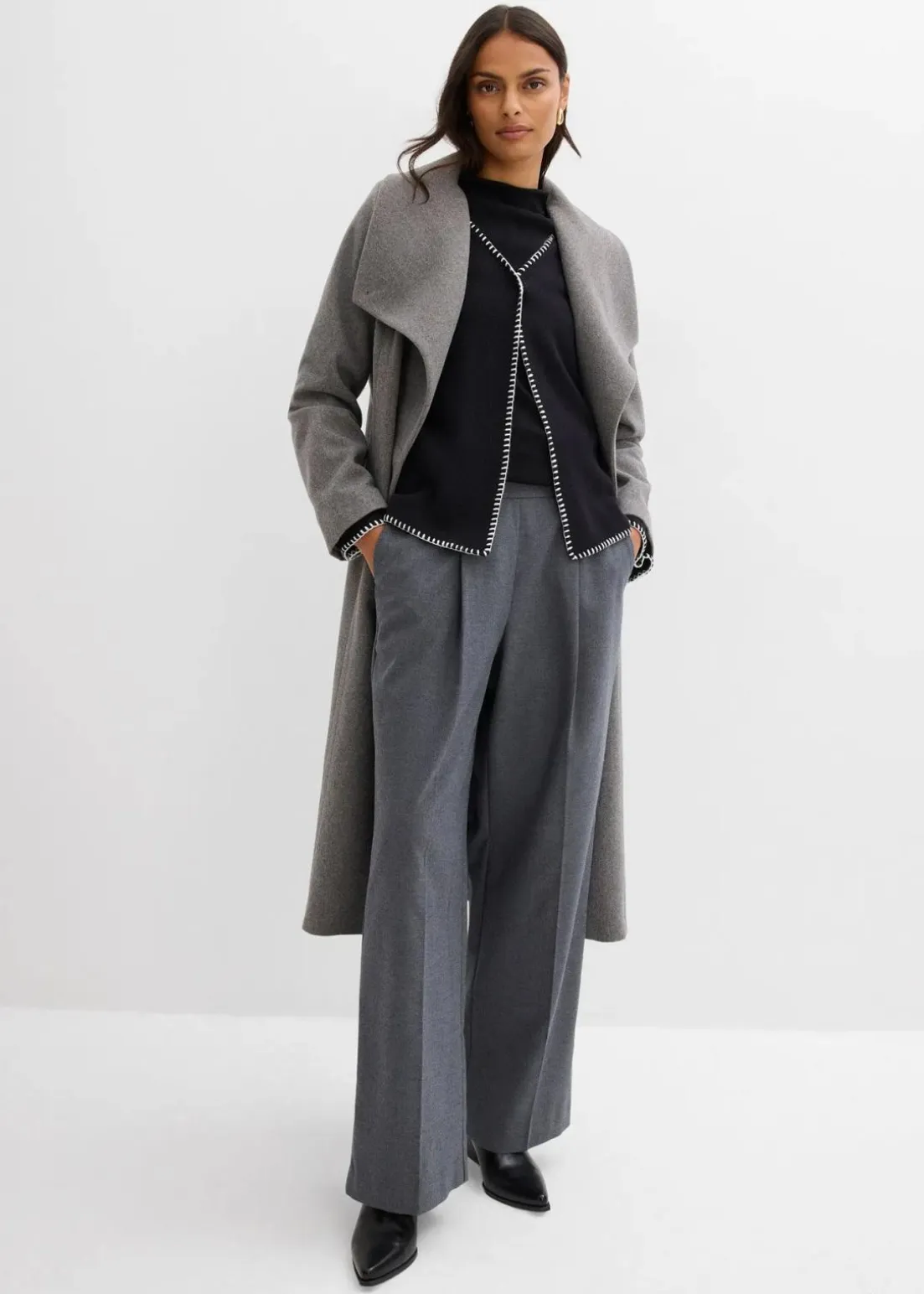 Strickjacke aus Wollmix mit Kontrastdetails