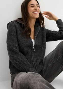 Strickjacke mit Kapuze