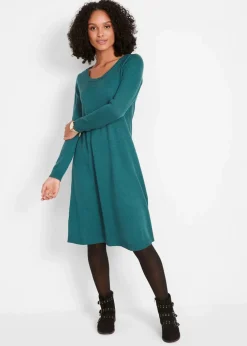 Strickkleid in ausgestellter Form