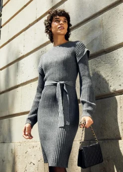 Strickkleid mit Bindeband