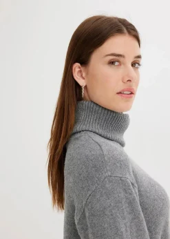 Strickkleid mit Rollkragen