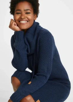 Strickkleid mit Schalkragen