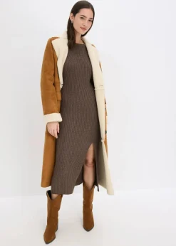 Strickkleid mit Schlitz