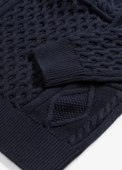 Strickkleid mit Zopfmuster